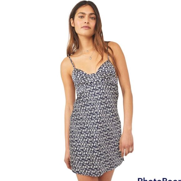New Free People On Our Radar Slip Dress in Navy Size Medium - Picture 8 of 11